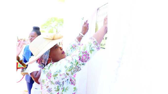 深圳夫妻代孕_深圳50万找私人代妈【举全国之力，造孕育奇迹】【子宫内膜炎可