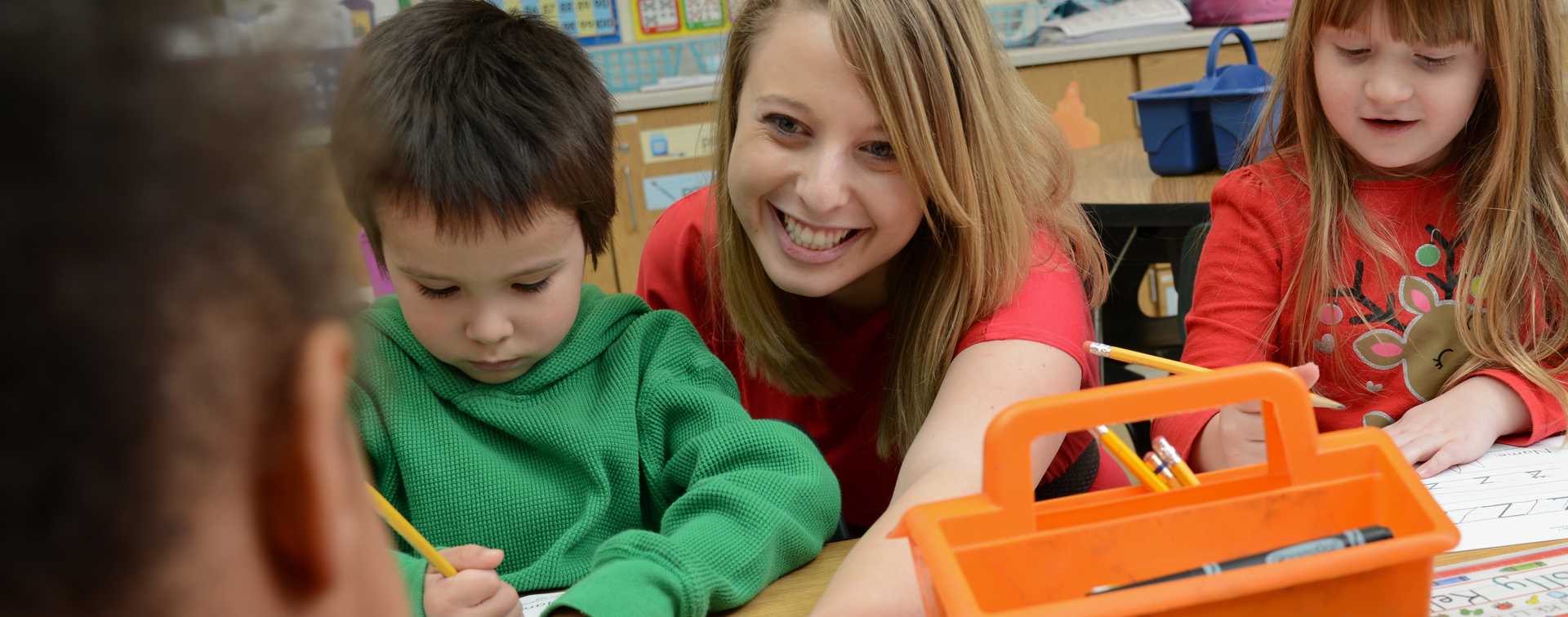 深圳三代试管婴儿费用大约多少？