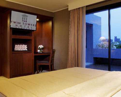 深圳代孕生子-深圳最好的代孕-女生下体为什么会黑？