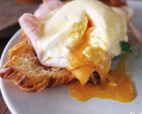 代孕妇梦见踩牛粪是什么意思