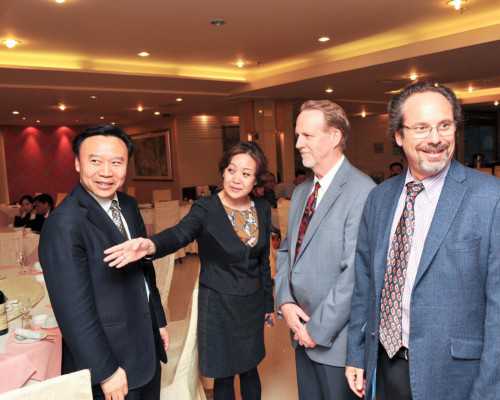 私人代孕网，代生儿子价格，意大利留学，女孩