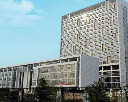 青岛供卵试管费用是多少钱,排卵障碍做供卵试管婴儿的费用是多少