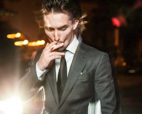 自然流产肚子会痛吗