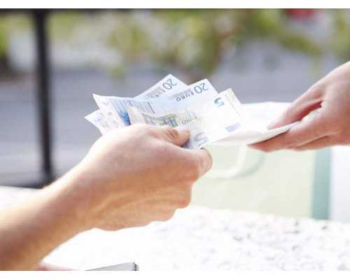 22年4月14日出生的女孩拥有一个独特而迷人的名字：